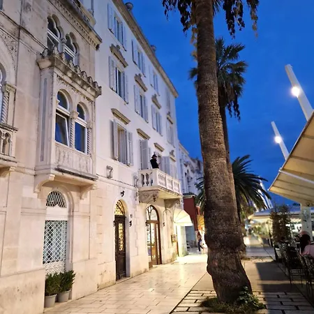 리바 럭셔리 스위트