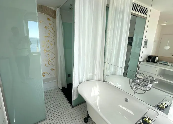 Riva Luxury Апартаменти